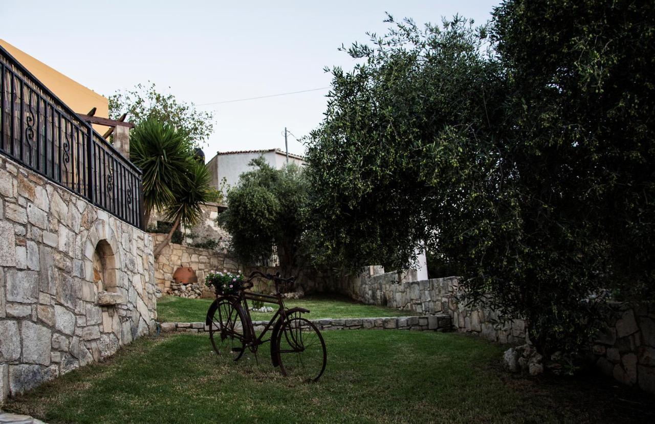 Villa Manos Kalamítsion Amigdhálion Екстериор снимка